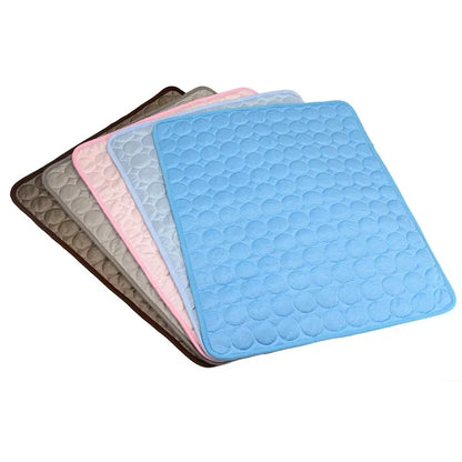 Pet Cooling Mat for Dogs and Cats, Breathable Dog Bed for Summer with Ice Silk Mat Ice Silk Pet Mat for Cats and Dogs