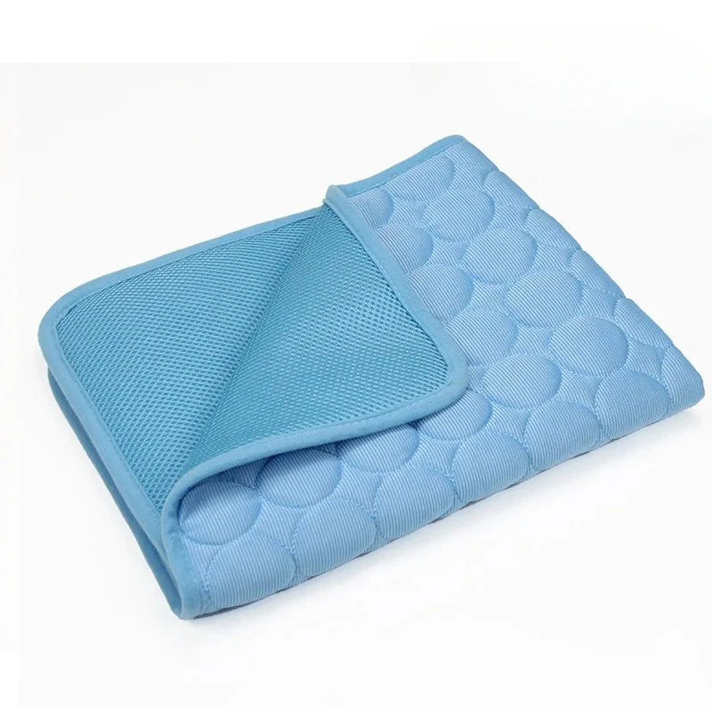 Pet Cooling Mat for Dogs and Cats, Breathable Dog Bed for Summer with Ice Silk Mat Ice Silk Pet Mat for Cats and Dogs